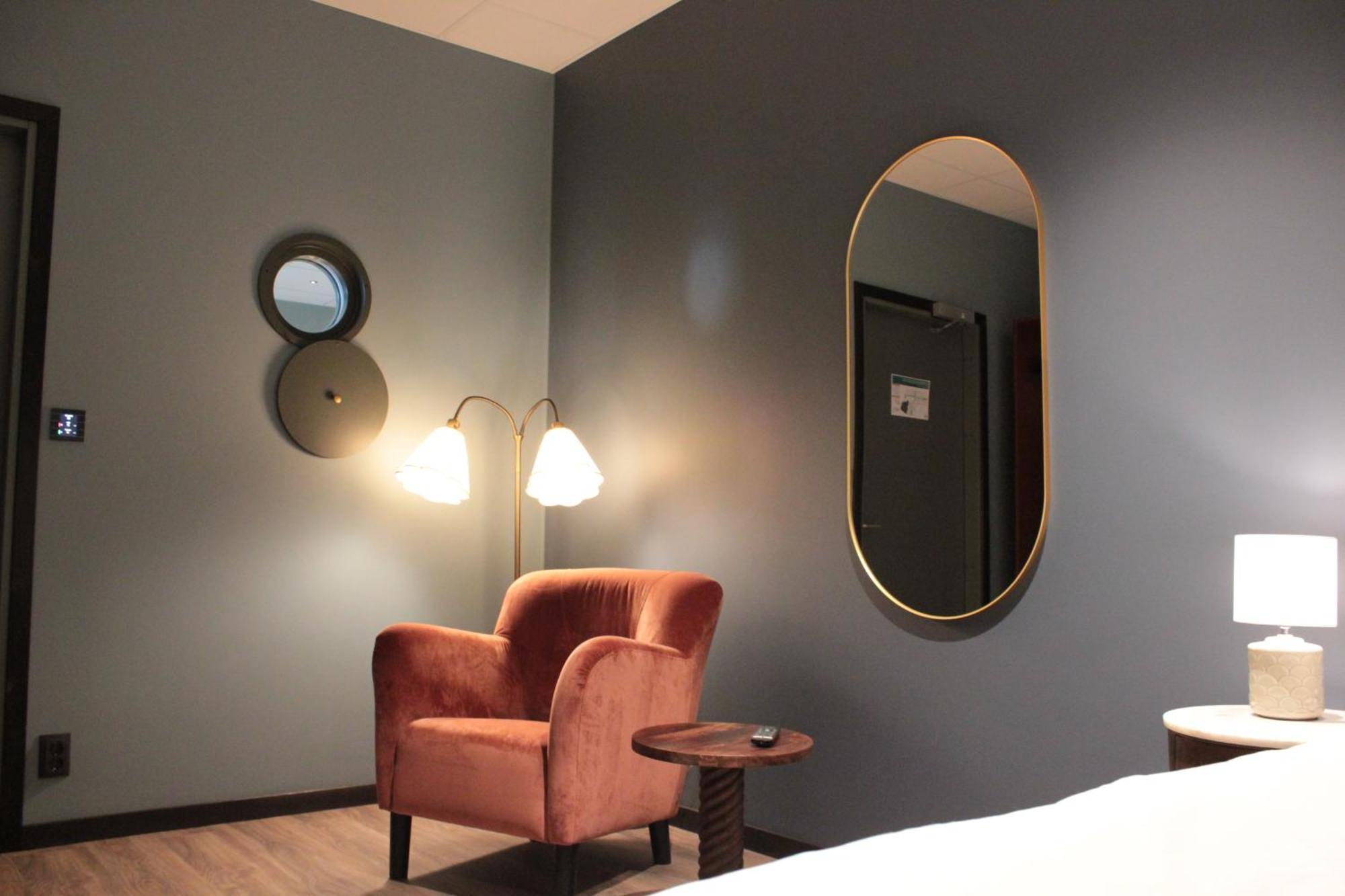 Hotell Sillen Люсечиль Экстерьер фото
