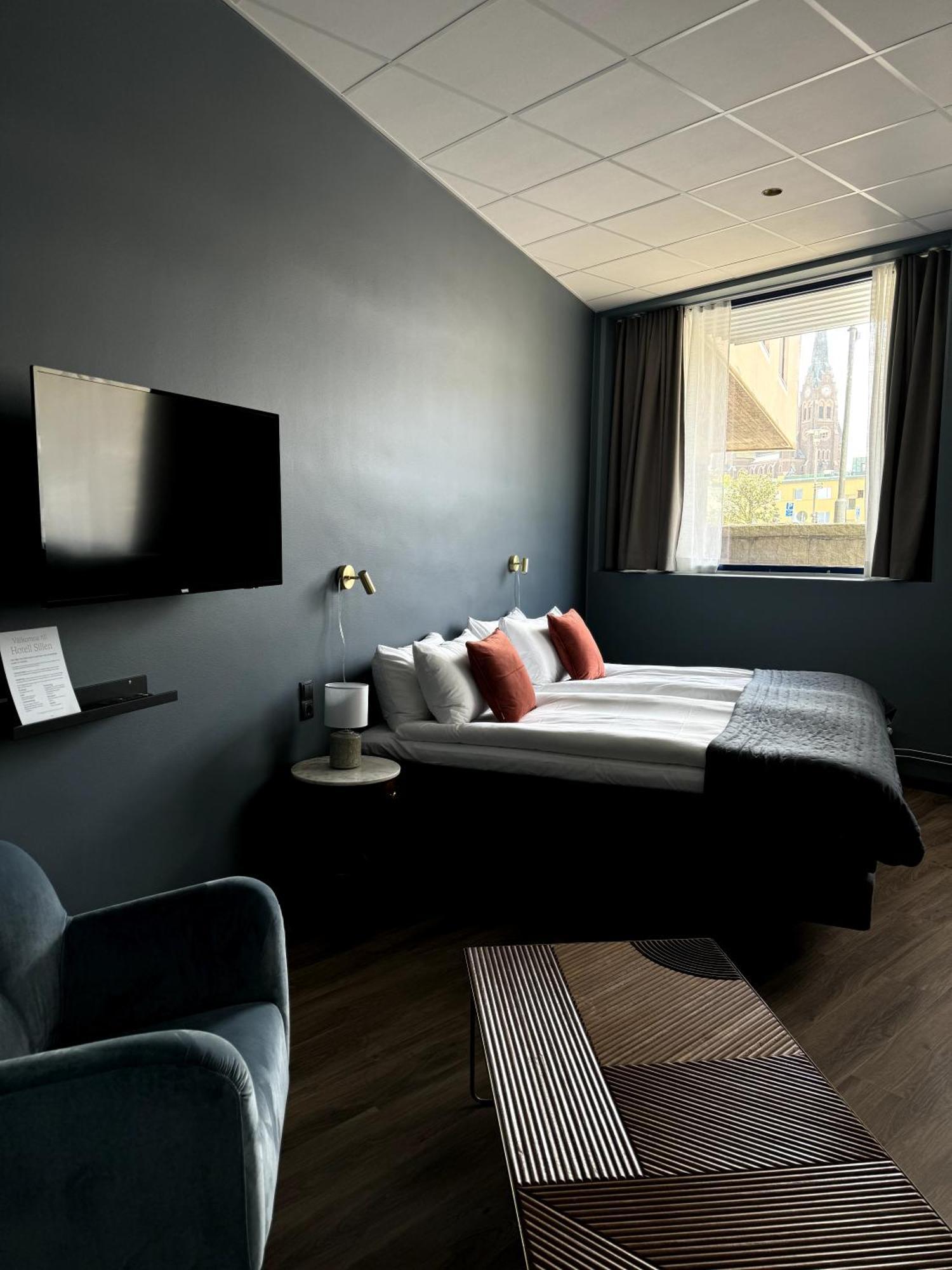 Hotell Sillen Люсечиль Экстерьер фото