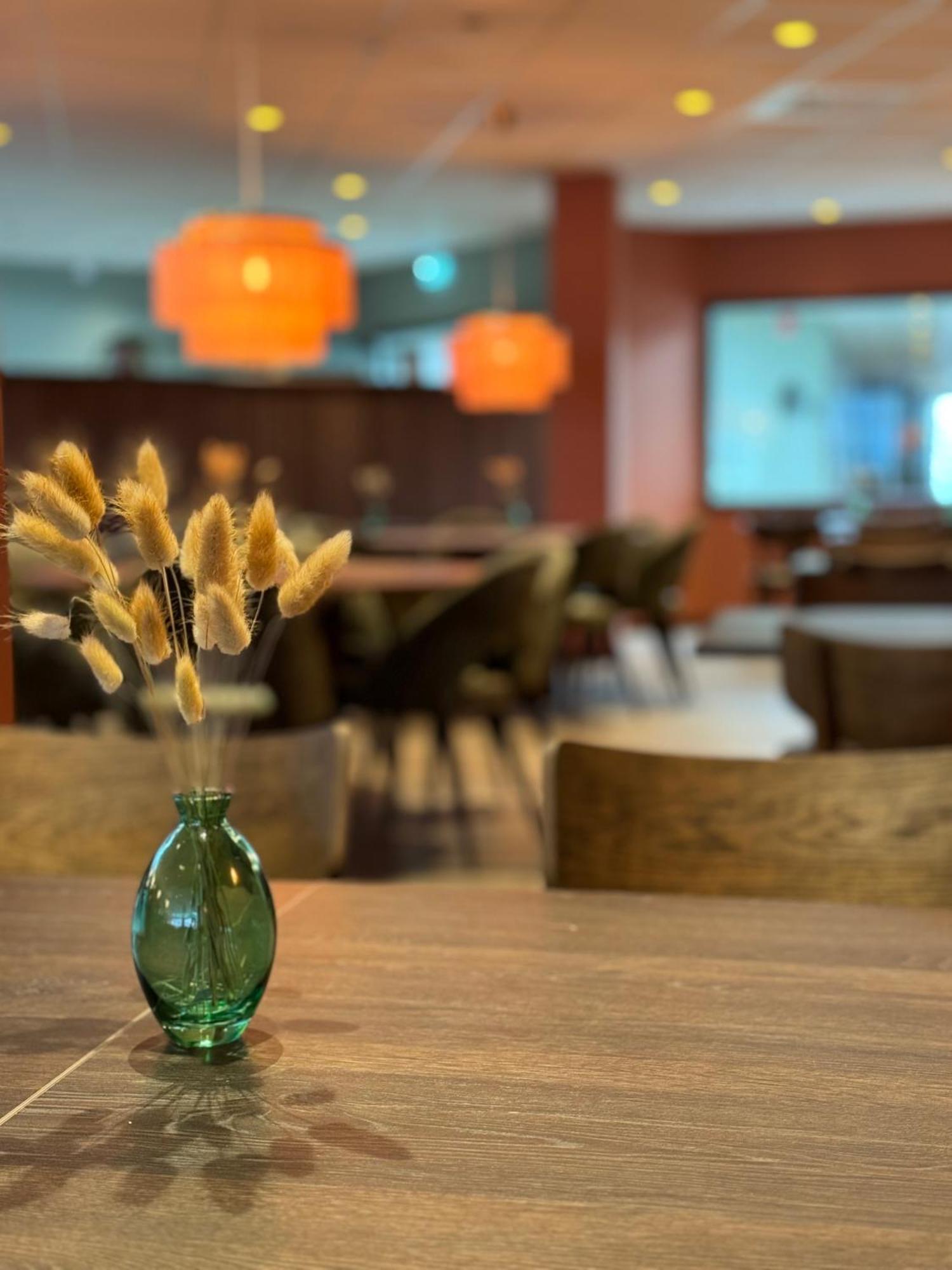 Hotell Sillen Люсечиль Экстерьер фото